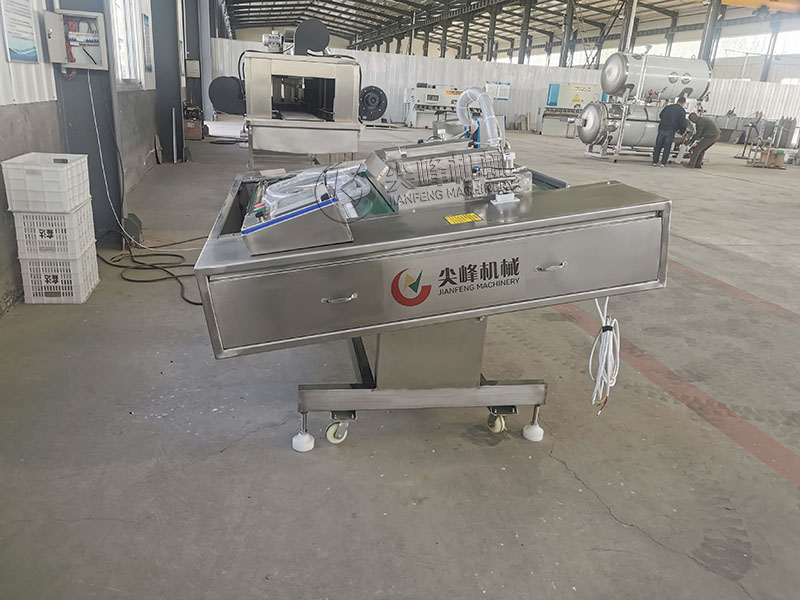 滾動式真空包裝機(jī)800摳圖logo-3.jpg
